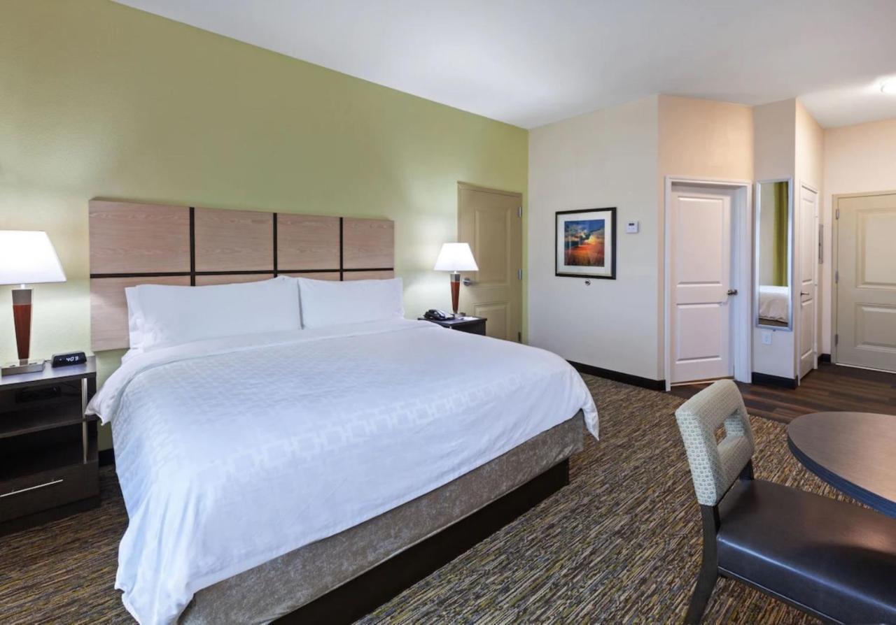 Candlewood Suites Midland By Ihg Exterior photo